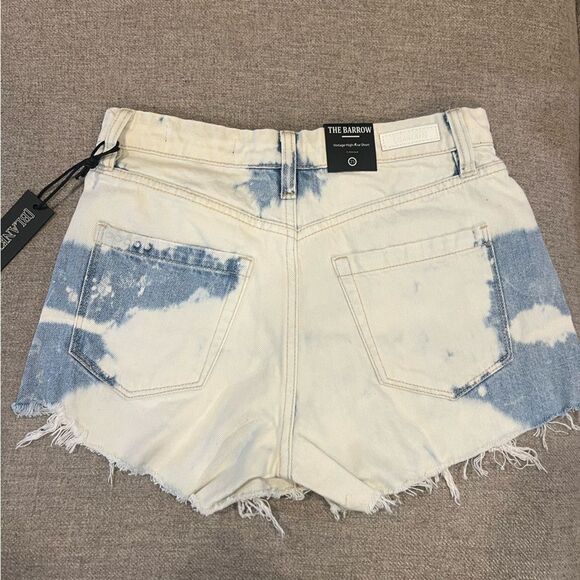 NWT Blank NYC Blue Barrow Vintage high rise Jean shorts size 25 with raw hem - Picture 6 of 9